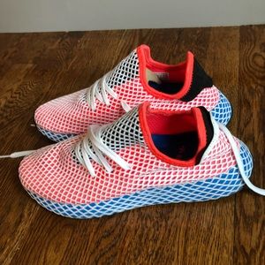 Adidas Deerupt runner size 9
